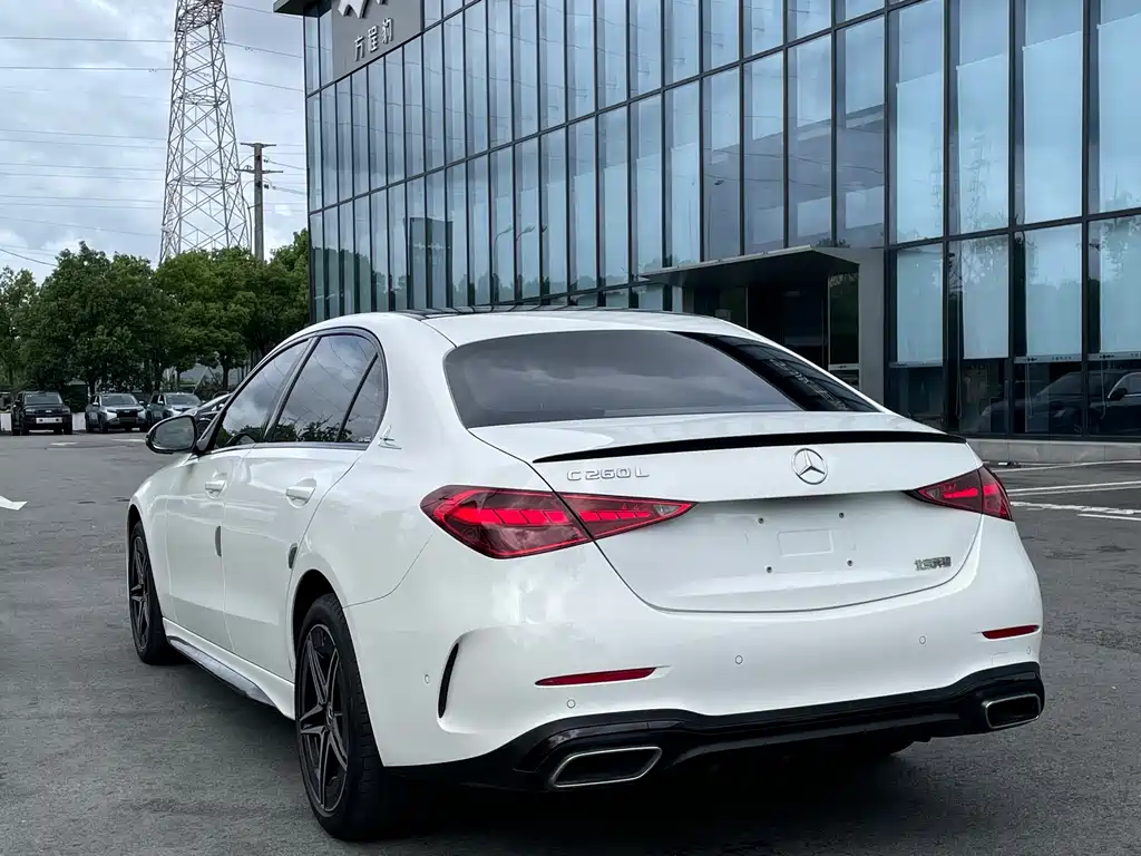 Mercedes-Benz C-Class — миниатюра 21