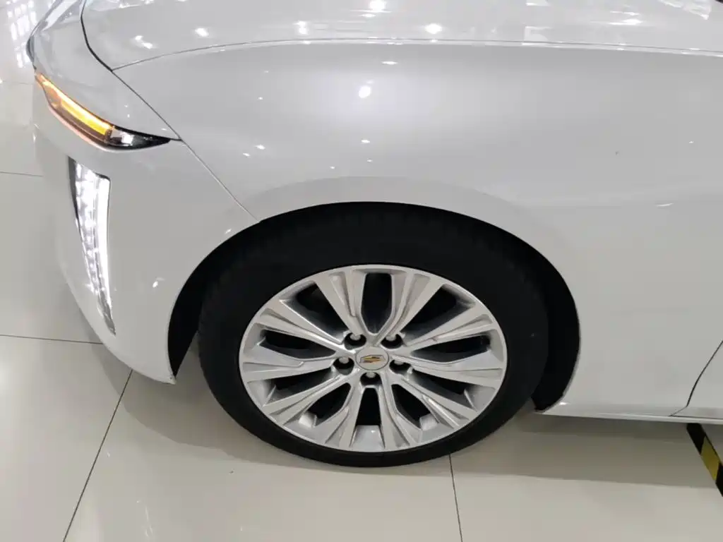 Cadillac CT6 — миниатюра 23