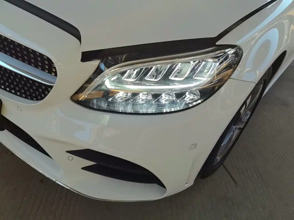 Mercedes-Benz C-Class — миниатюра 24
