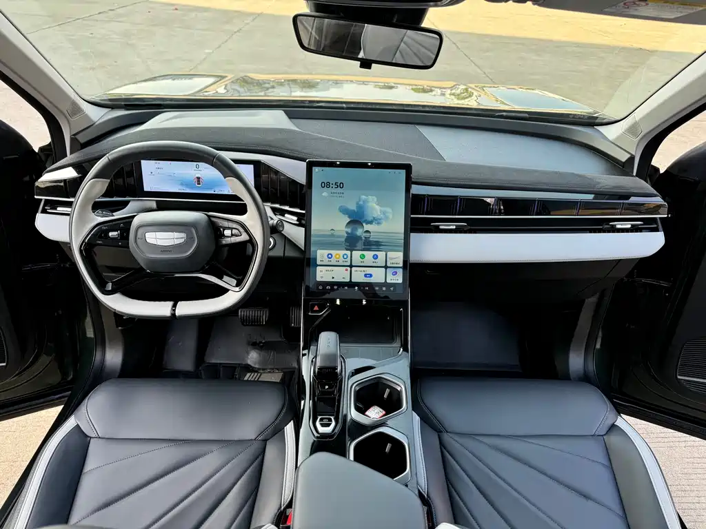 GEELY AUTOMOBILE BOYUE L