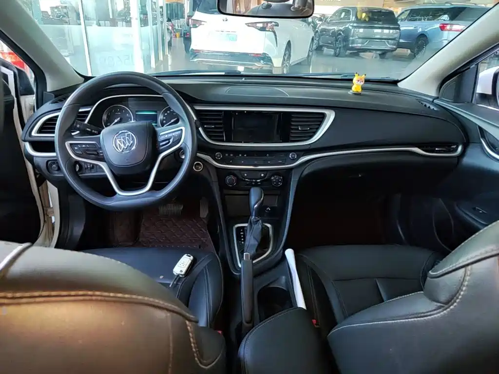 Buick Excelle — миниатюра 10