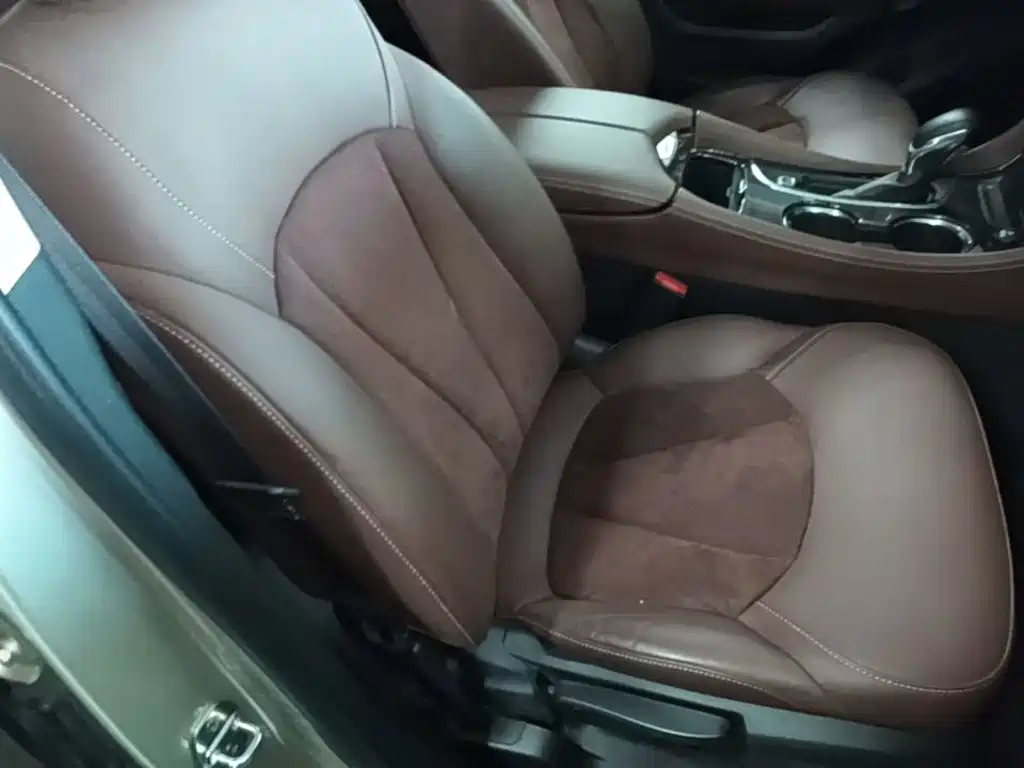 Buick Envision Plus — миниатюра 25