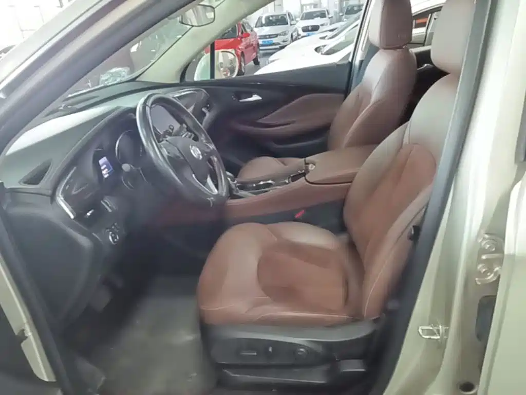 Buick Envision Plus — миниатюра 15