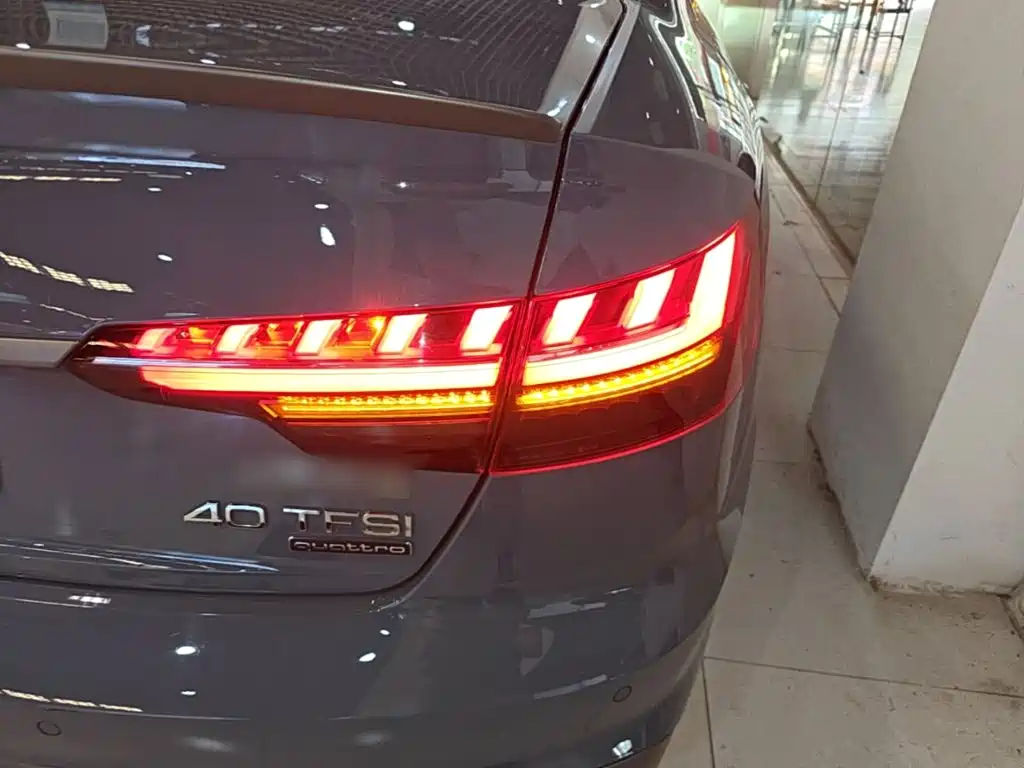 Audi A4L — миниатюра 24