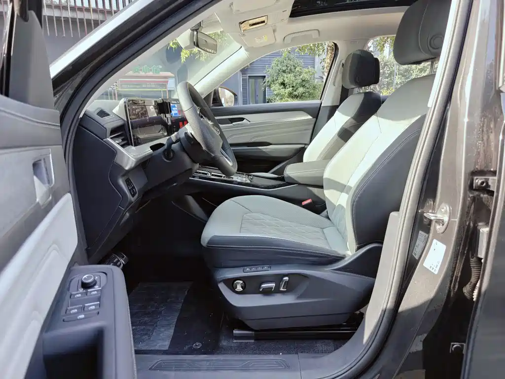 VOLKSWAGEN RANGE PATROL