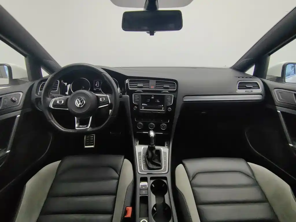 Volkswagen Golf — миниатюра 5