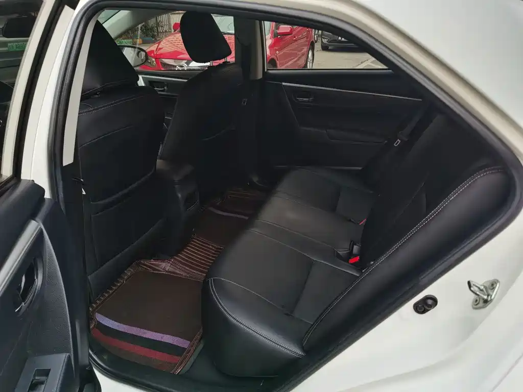 Toyota Corolla — миниатюра 12