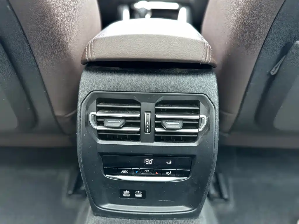 BMW 3 Series — миниатюра 16
