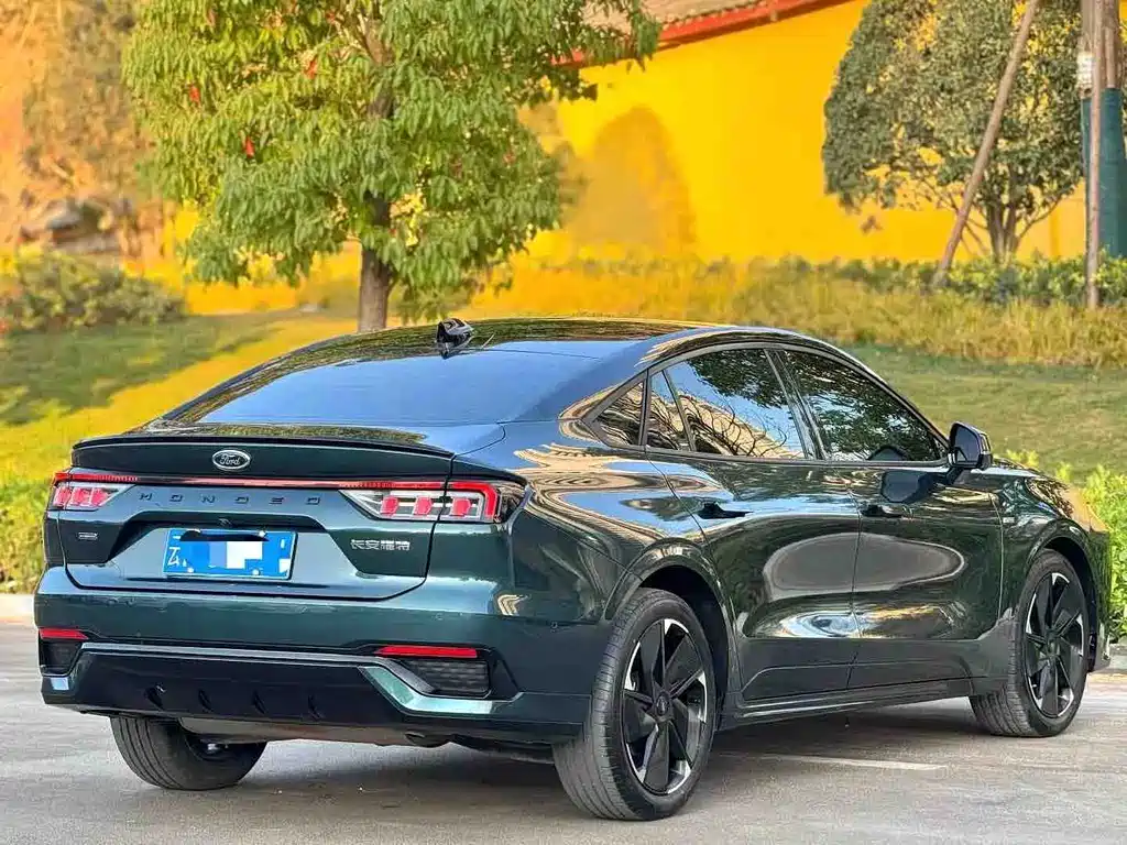 Ford Mondeo — миниатюра 3