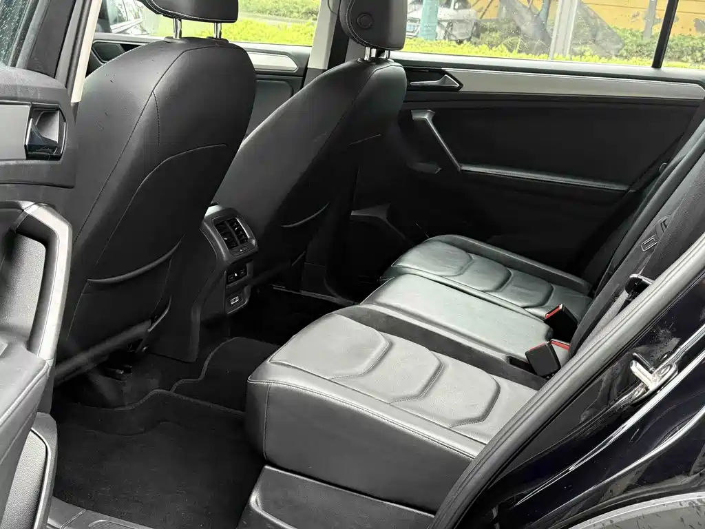 Volkswagen Tiguan L — миниатюра 7
