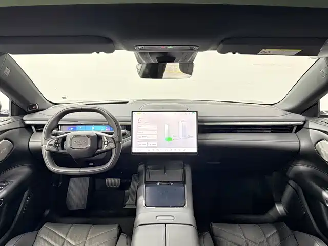 Lynk & Co 10 — миниатюра 14