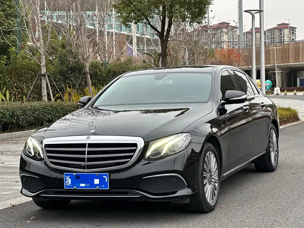 Mercedes-Benz E-Class 2020