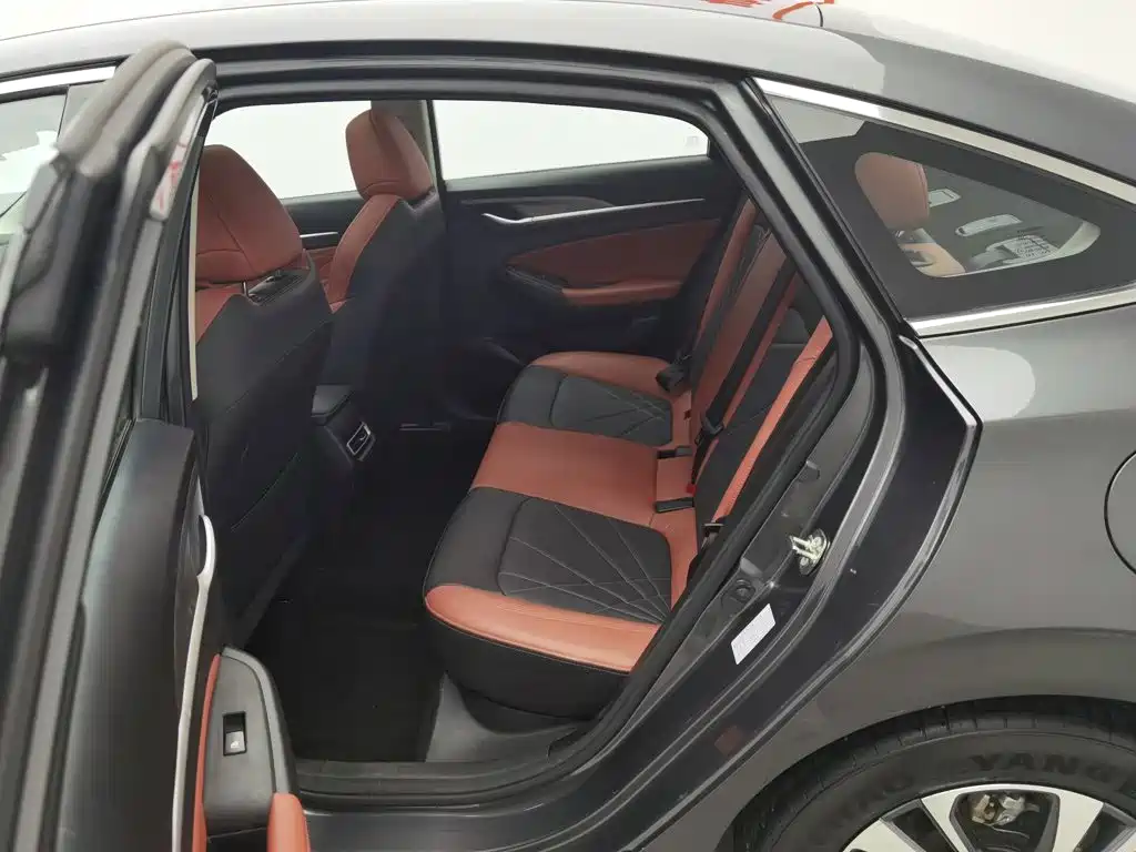 Changan Eado — миниатюра 15