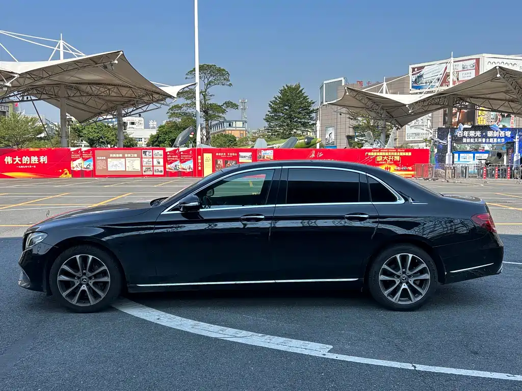 Mercedes-Benz E-Class — миниатюра 4