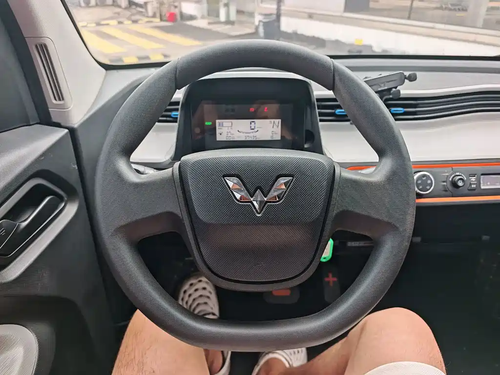 Wuling MINIEV — миниатюра 14
