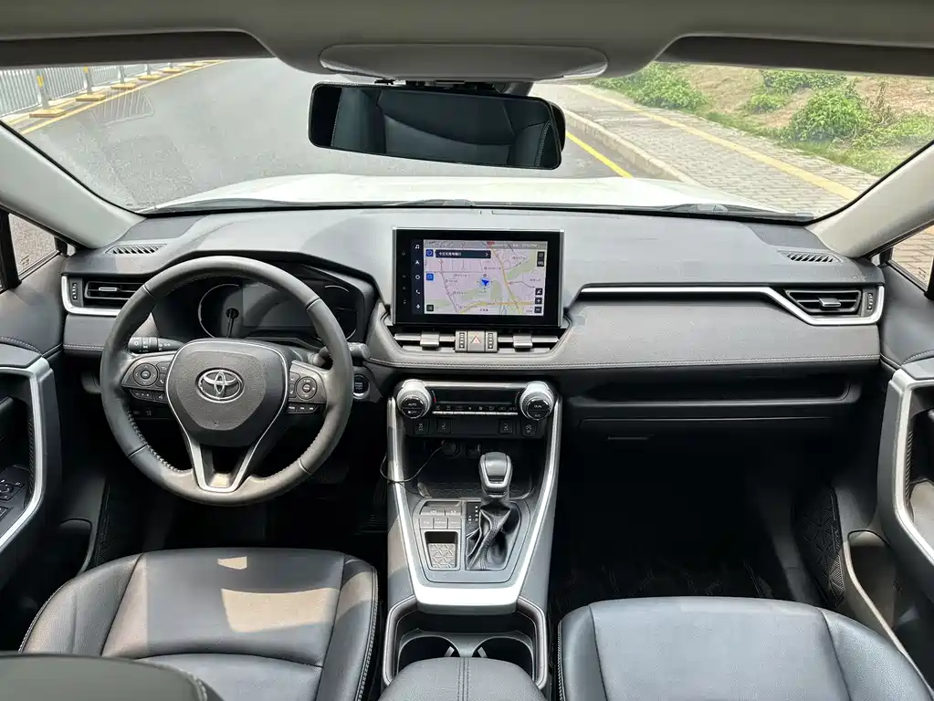 Toyota RAV4 2022 2.0L CVT Plus
