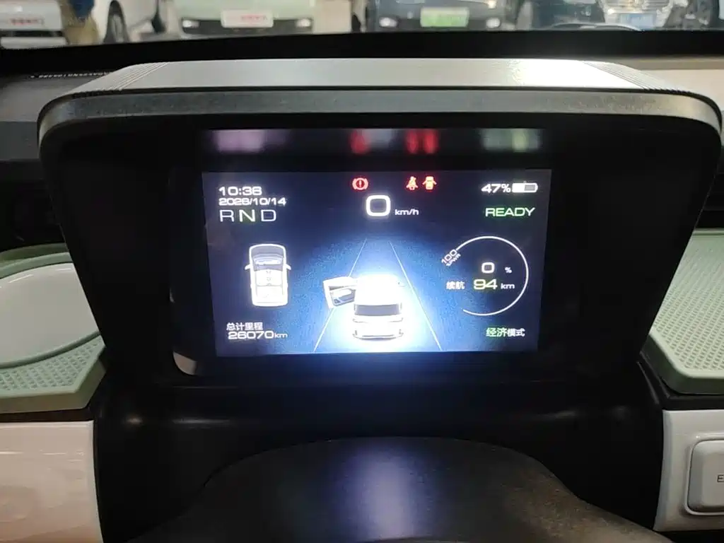 Wuling MINIEV — миниатюра 12