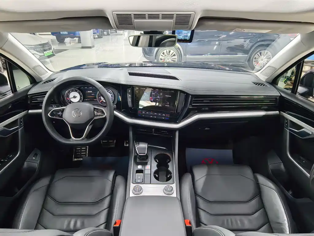 Volkswagen Touareg 2021 2.0TSI