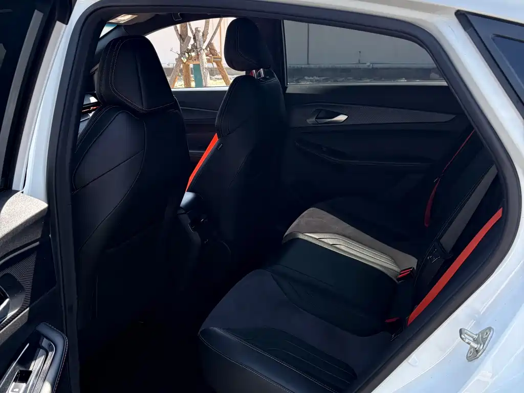 Geely Binrui — миниатюра 12