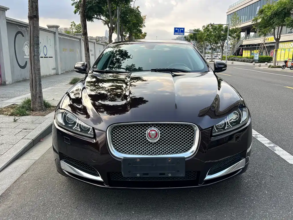Jaguar XF — миниатюра 2