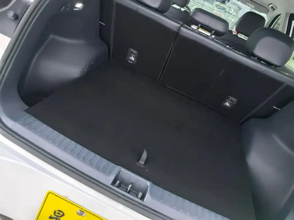 GEELY GALAXY GALAXY E5