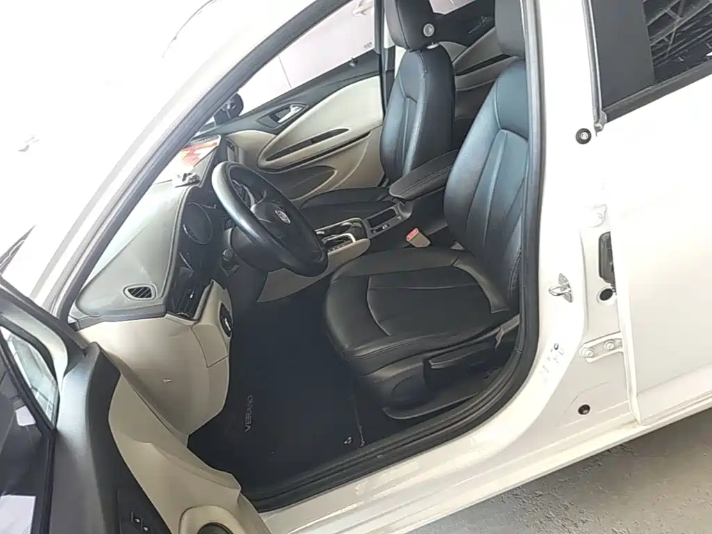 Buick Verano — миниатюра 15