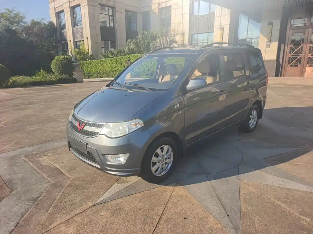 Wuling Hongguang — миниатюра 2