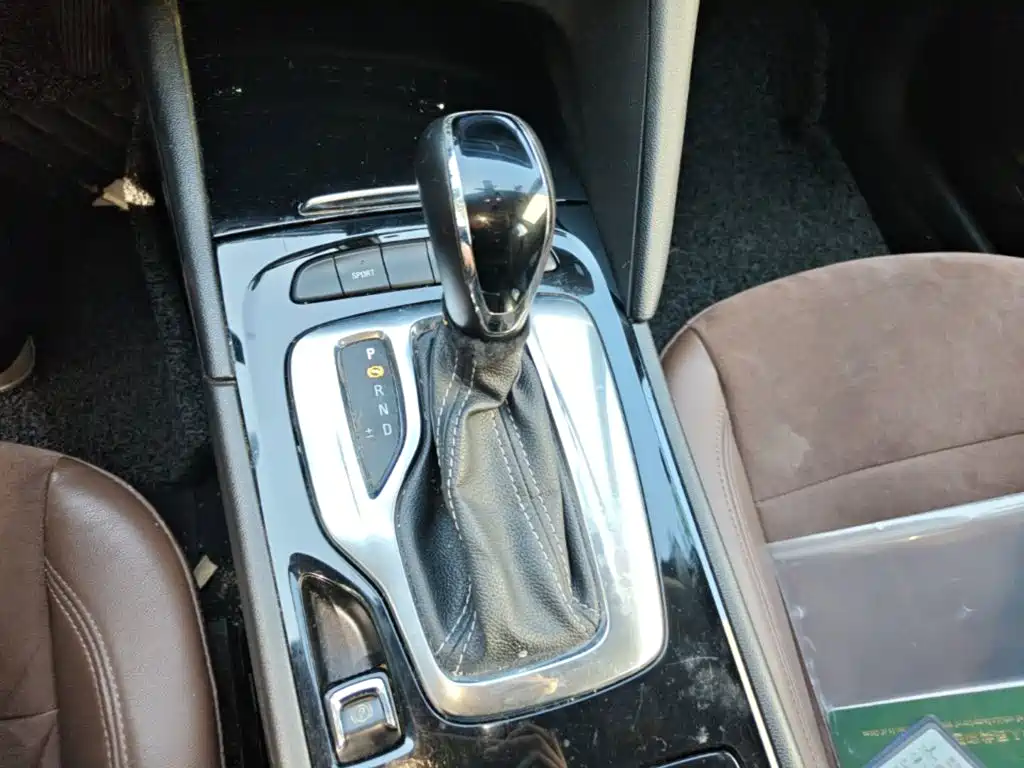 Buick Regal — миниатюра 14