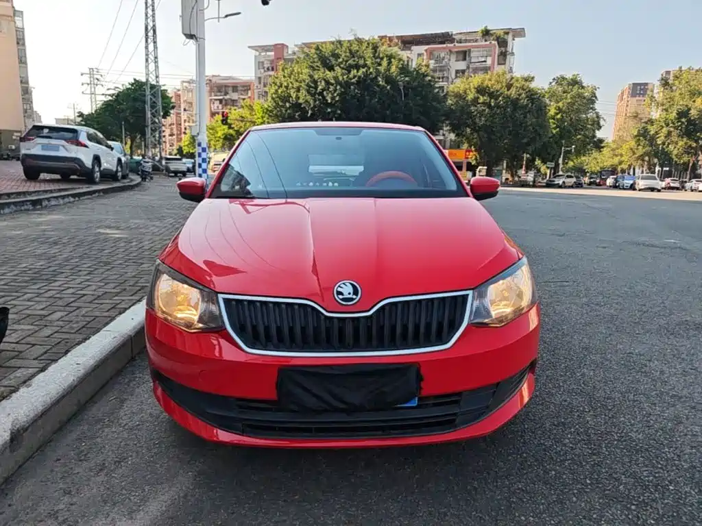 Skoda Fabia — миниатюра 3