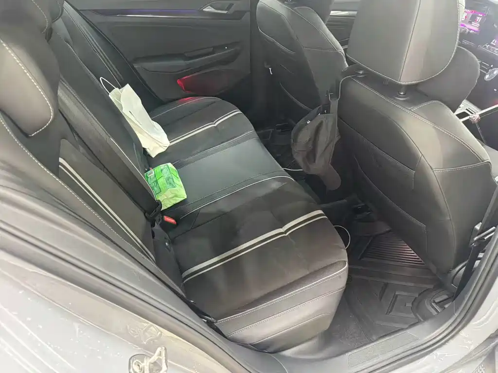 Volkswagen Golf — миниатюра 5