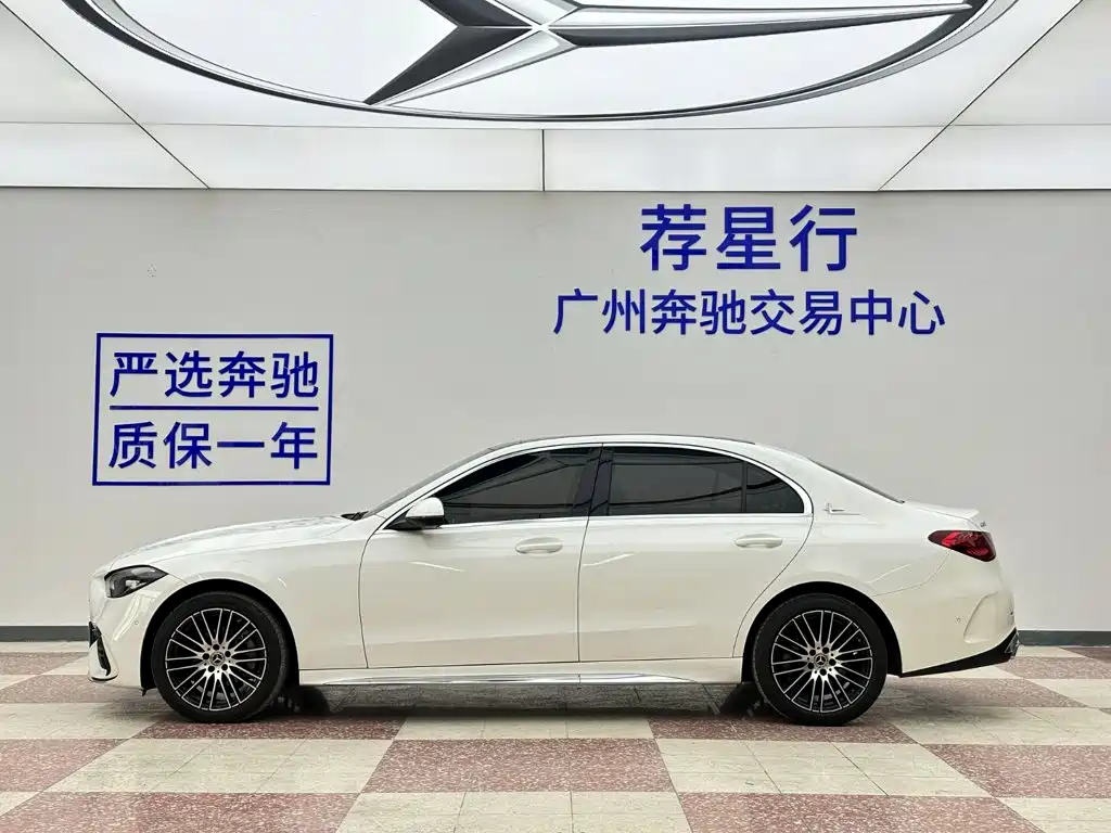 Mercedes-Benz C-Class — миниатюра 5