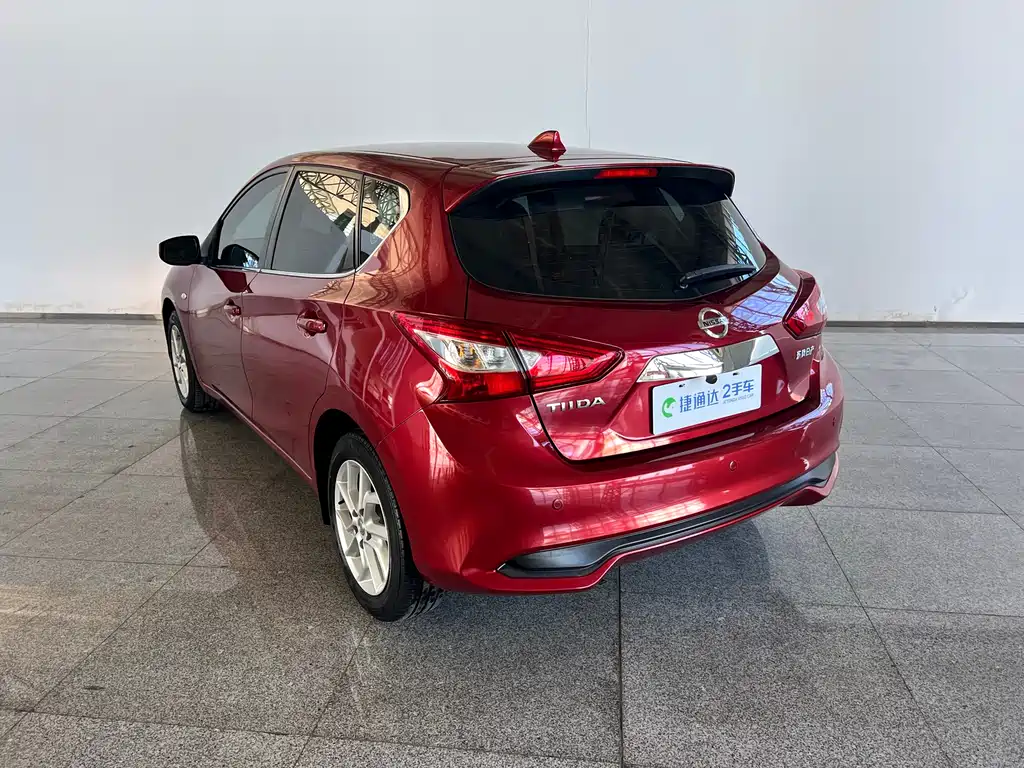 Nissan Tiida 2021 1.6L CVT
