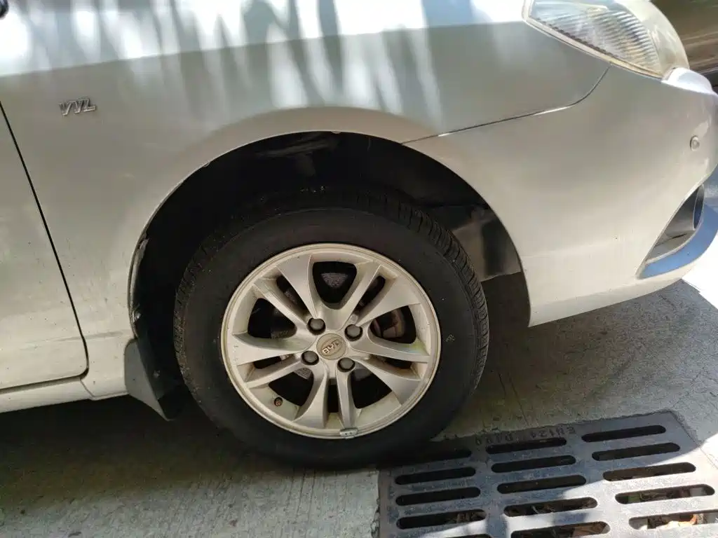 BYD F3 — миниатюра 8
