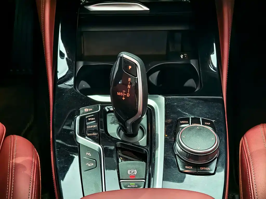 BMW X4 — миниатюра 8