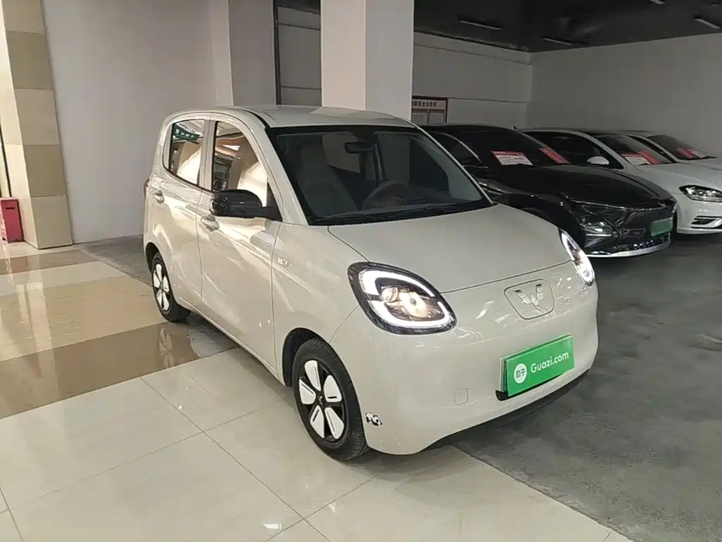 Wuling MINIEV — миниатюра 4