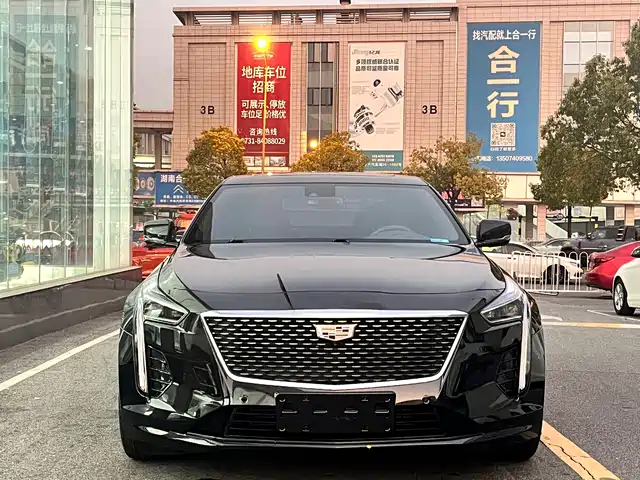 CADILLAC CT6