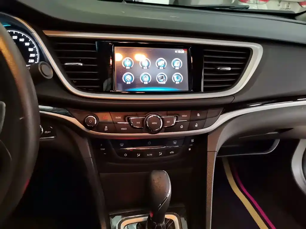 Buick Excelle — миниатюра 13