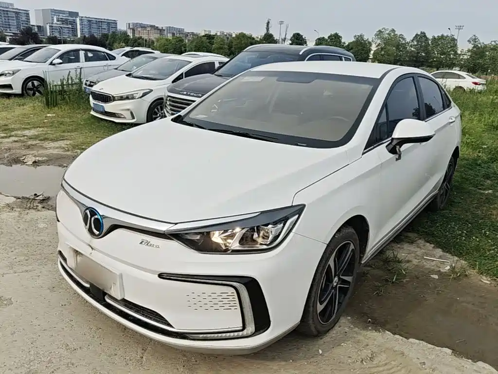 BAIC EU5 — миниатюра 2