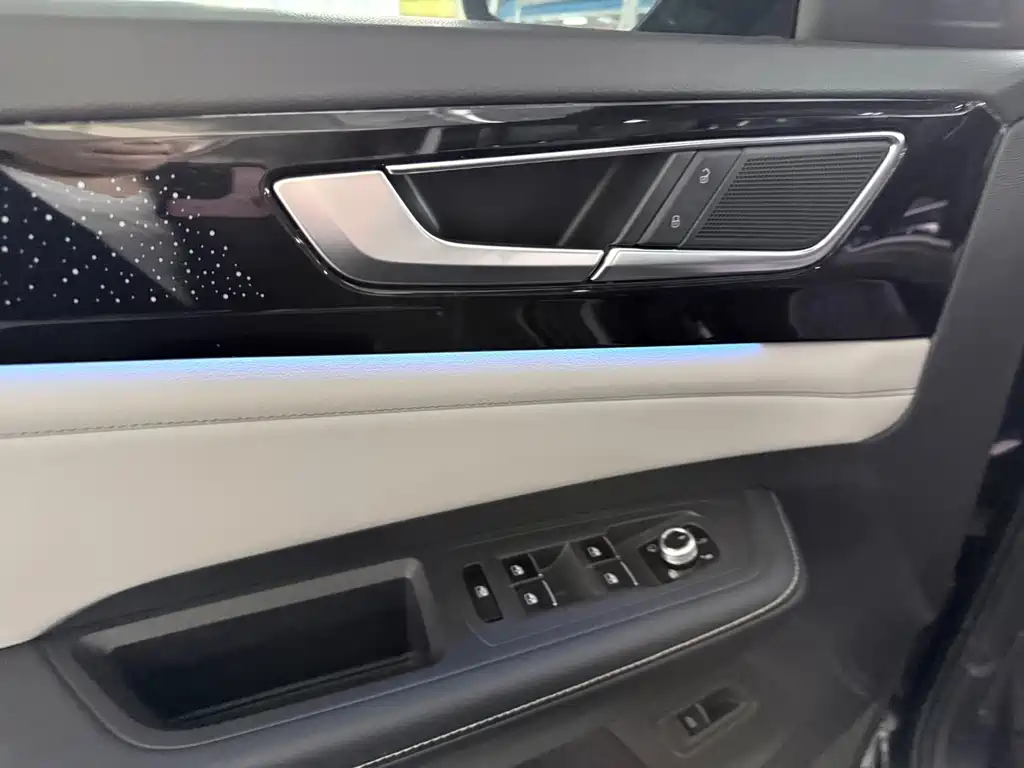 Volkswagen Teramont — миниатюра 9