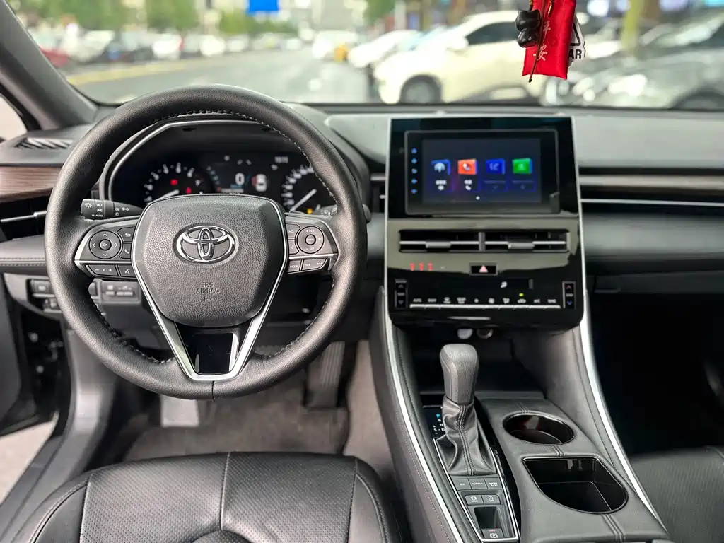 Toyota Avalon — миниатюра 9