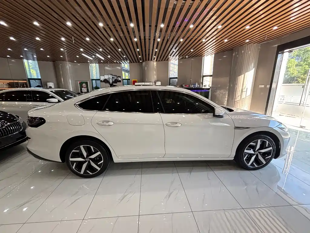 Volkswagen Lamando 2022 L 280TSI DSG