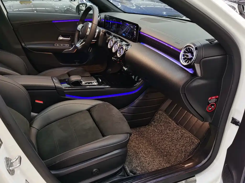 MERCEDES-BENZ A CLASS