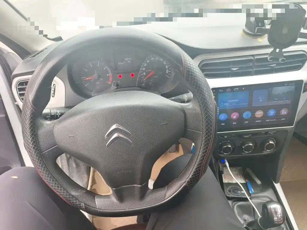 Citroen Elysee — миниатюра 10