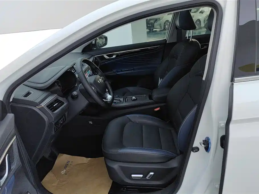 GEELY AUTOMOBILE EMGRAND GL