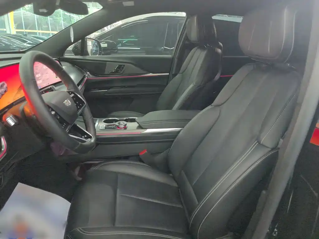 Cadillac XT5 2025 2.0T Luxury