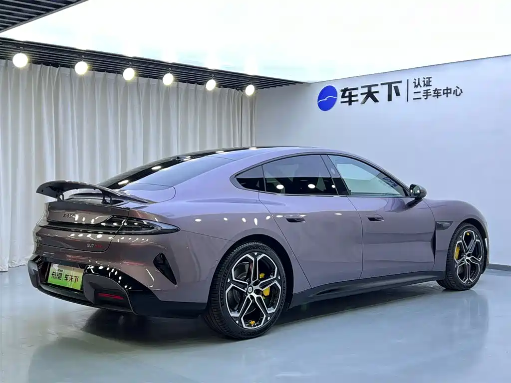 XIAOMI CAR XIAOMI SU7