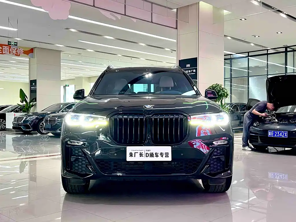 BMW X7 2022 xDrive40i Premium M Sport