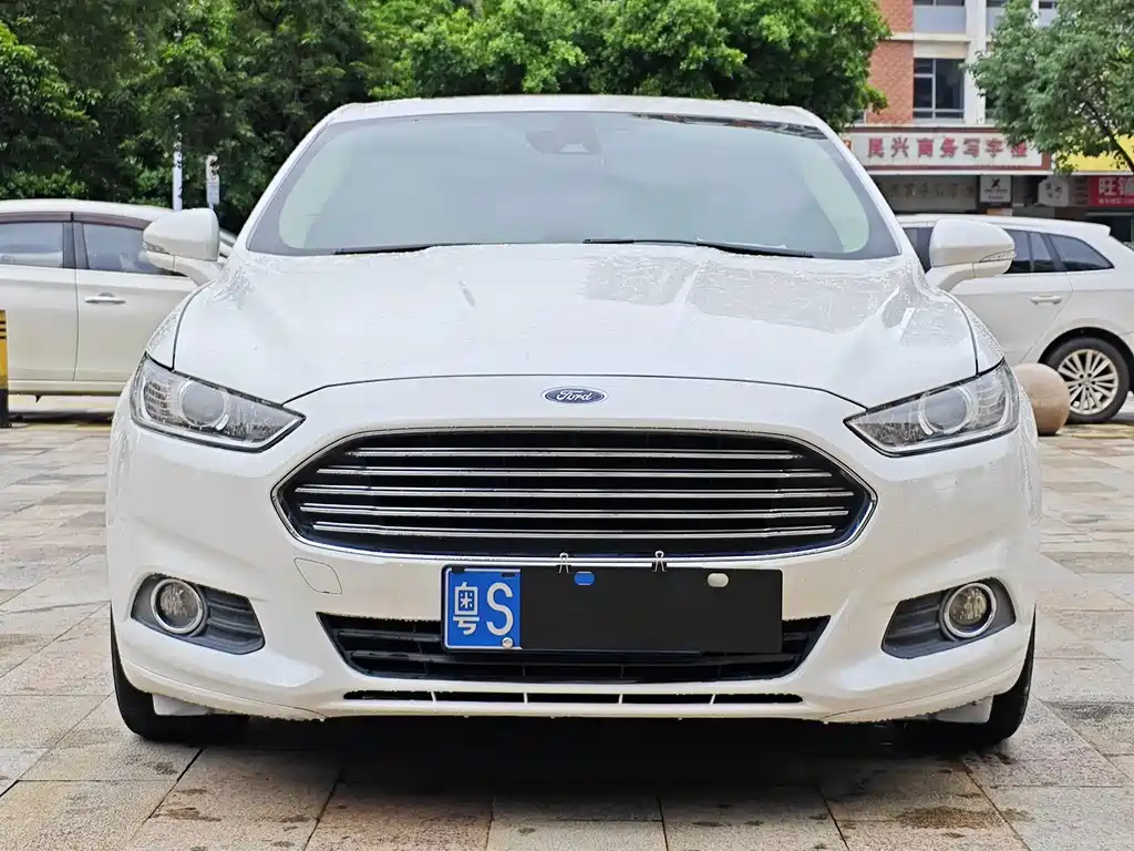 Ford Mondeo — миниатюра 2