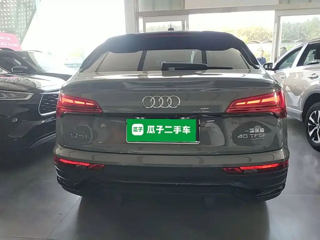 Audi Q5L Sportback — миниатюра 6