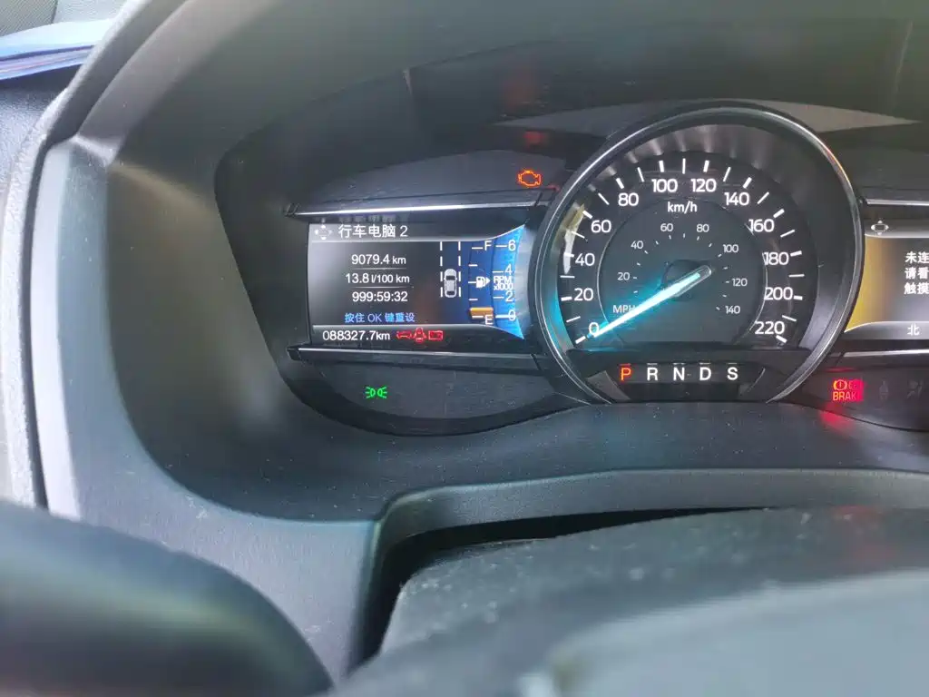 Ford Explorer (Import) — миниатюра 5